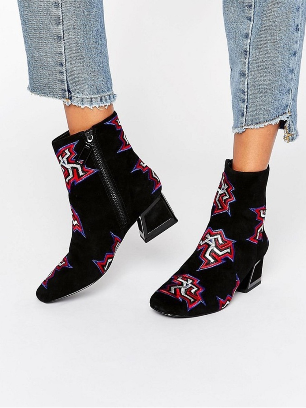 Kat Maconie Daphnie Black Suede Dancer Embroidered Ankle Boots Sz 6.5